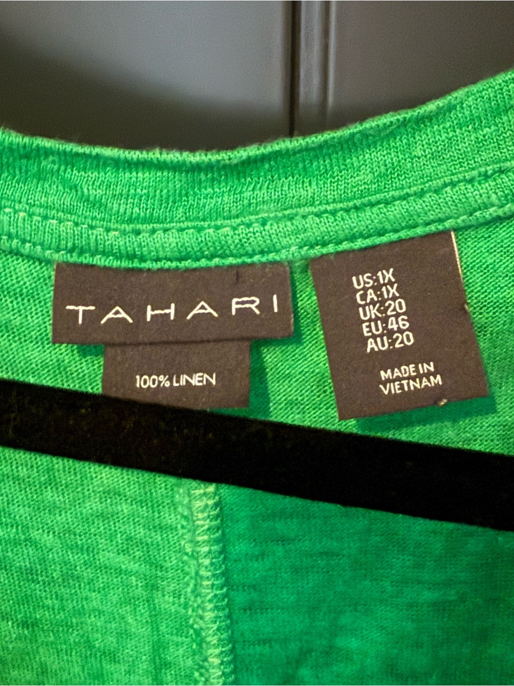 🌴 Tahari Women’s Bright Green 100% Linen V-Neck Short Sleeve Tee - Size 1X - Picture 3 of 11